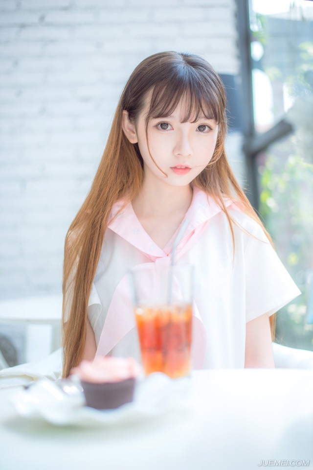 十年后，希望我们还是好朋友，见面了仍然可以毫无顾忌的开玩笑。